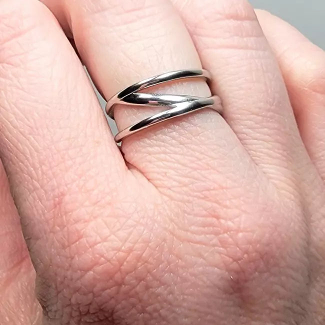 Bague croisée ajustable en acier inoxydable argenté pour femme