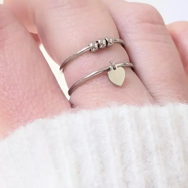 Bague ajustable argentée en acier inoxydable avec perles et pendentif cœur