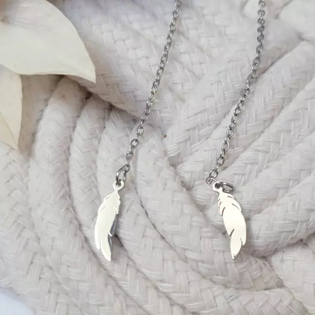 Bijou femme boucles d'oreilles chainette plume argenté élégant