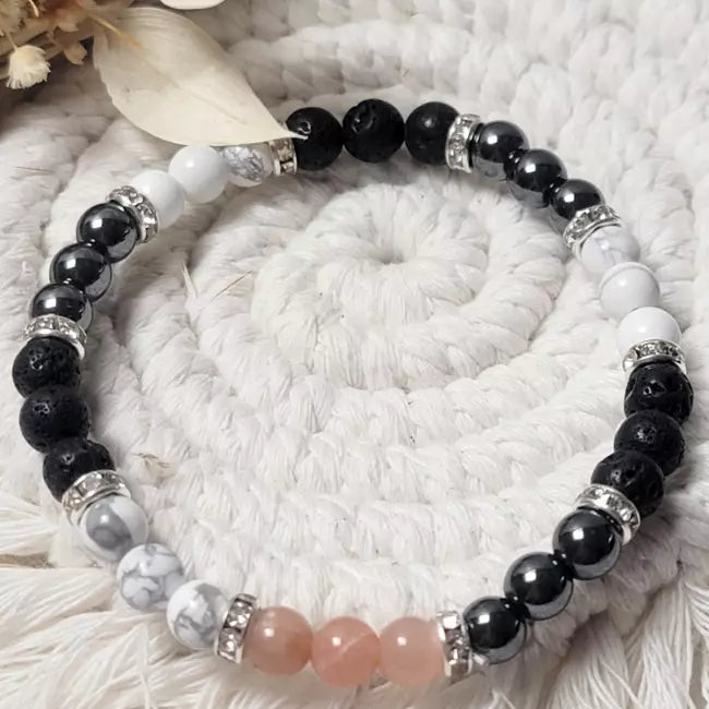 Bracelet fantaisie femme en pierres naturelles et perles décoratives