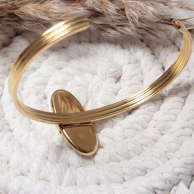 Bracelet jonc doré élégant femme avec pierre de nacre blanche